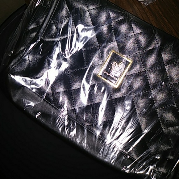 Leather Clutch with chain strap (removable) - Picture 2 of 5